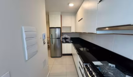 Apartamento com 2 quartos/dormitórios no bairro Centro, em São José- SC