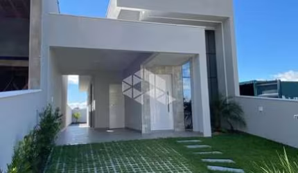 Casa com 2 quartos/dormitórios no bairro Aririú, em Palhoça- SC