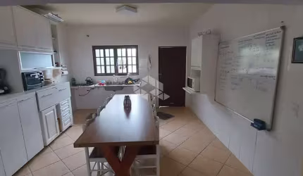 Casa com 2 quartos/dormitórios no bairro Praia de Fora, em Palhoça- SC