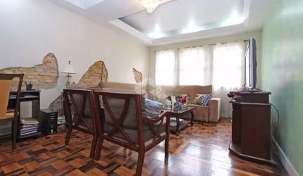 Apartamento de 3 dormitórios, com 116m² privativos de frente, térreo
