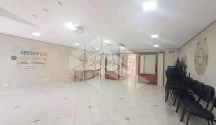 Sala com 272 m2 - Ótima Localização no Bom Fim