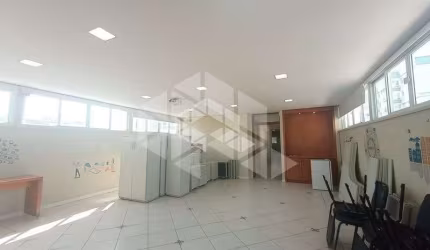 Sala com 272 m2 - Ótima Localização no Bom Fim