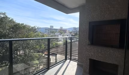 Apartamento com três quartos em Mariscal Bombinhas SC