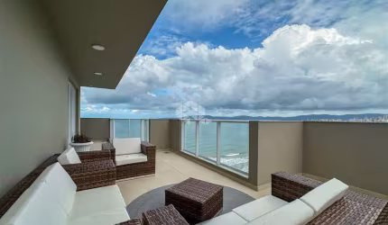 Apartamento de luxo quarto quartos vista mar em Itapema SC