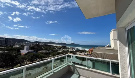 Cobertura duplex mobiliada, com vista mar