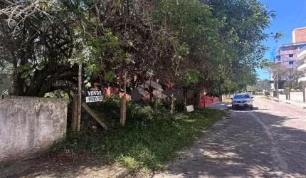 Terreno em Mariscal apenas 100 metros da Praia