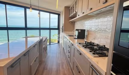 Apartamento mobiliado  frente mar no Pereque porto Belo SC