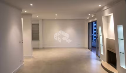 Apartamento á venda com 195 m² 03 suítes, 03 vagas no Jardim Paulista