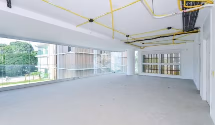 Apartamento de 186 m2 em Moema com 3 Vagas