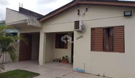 Casa de 03 dormitórios à venda no Bairro Pinheiro Machado em Santa Maria/RS