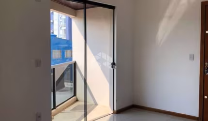 Apartamento à venda no bairro Nossa Senhora do Rosário, em Santa Maria.