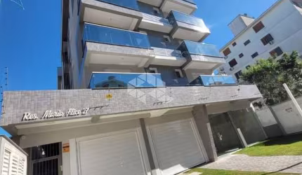 Apartamento de 02 dormitórios com suíte  à venda novo com 01 vaga de garagem em Camobi Santa Maria