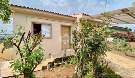 Casa de 3 dormitórios à venda no bairro São José Camobi em Santa Maria