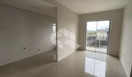 Apartamento à Venda - próximo UFSM - 2 quartos, churrasqueira, sacada em Camobi, Santa Maria