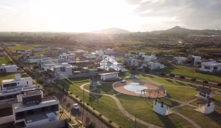 Terreno no Condomínio Cidade Universitária Eco Village à venda de 382 m² no Bairro Camobi em Santa Maria - RS