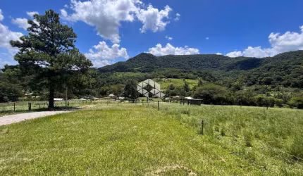 Chácara à venda em Silveira Martins perto de Camobi, Santa Maria.
