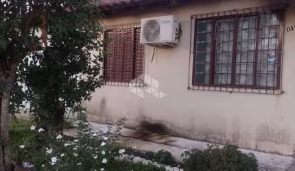 Casa com 2 quartos à venda no Residencial Dom Ivo em Santa Maria RS.