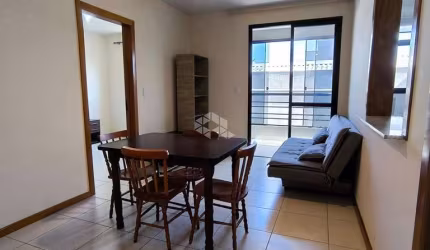 Apartamento de 1 quarto com vaga de garagem semi-mobiliado à venda no centro de Santa Maria