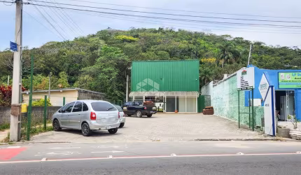 Galpão / Depósito / Armazém para venda - Rio Tavares