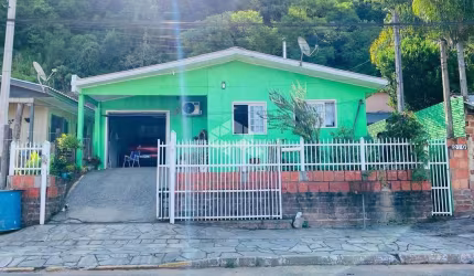 Casa de 3 quartos para venda em Várzea Grande, Gramado.
