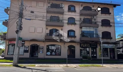 Apartamento dois dormitórios no centro de Canela