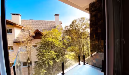 A venda apartamento de 1 dormitório sendo 1 súite, localizado no centro de Gramado.
