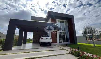 Casa com 3 suítes no Mato Queimado