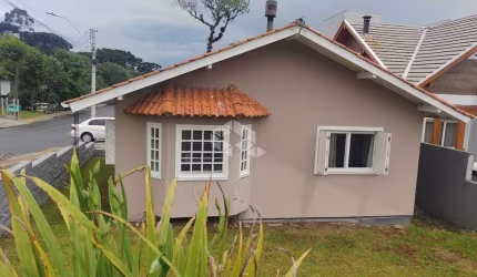 Casa  120,98m² , 3 dormitórios, localizada no bairro Palace Hotel