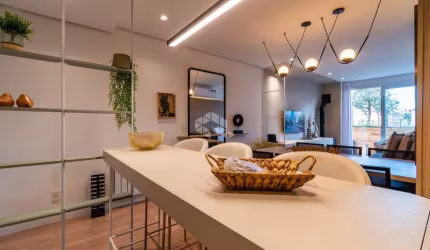 Apartamento à venda no Condomínio Bellagio - Centro de Canela com 2 suítes, lavabo e 2 vagas