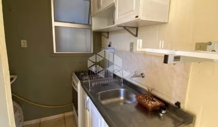 Apartamento 2 dormitórios, mobiliado, 1 banheiro, 1 vaga.
