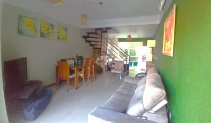 Casa sobrado com 2 suítes, patio privativo com churrasqueira e 2 vagas de garagem - Aberta dos Morros, Porto Alegre