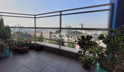 Apartamento Duplex 120m² privativos com suíte/sacada e churrasqueira