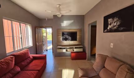 Casa à Venda com 2 dormitórios - Bairro Estância Velha