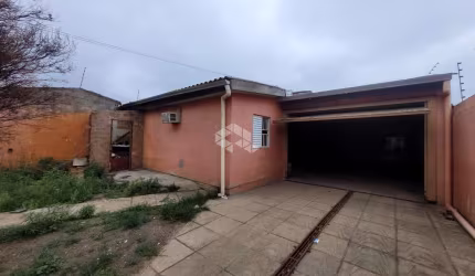 Casa com 4 dormitórios e 6 vagas em Canoas