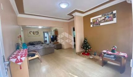 Casa com 3 dormitórios, sendo 1 suíte com 2 vagas de garagem no bairro Marechal Rondon - Canoas. Aceita FGTS e pode ser financiada