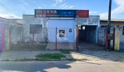 Pavilhão com ampla  casa residencial nos fundos, bairro  Rio Branco Canoas