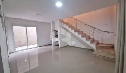 Casa Sobrado com 2 suítes no Bairro São José em Canoas por R$ 439.000