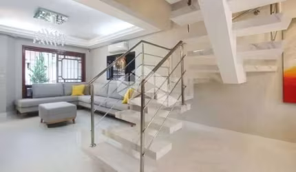Casa/Sobrado com 4 Dormitórios/Quartos sendo 1 suíte no Bairro Moinhos de Vento-Canoas-Rs