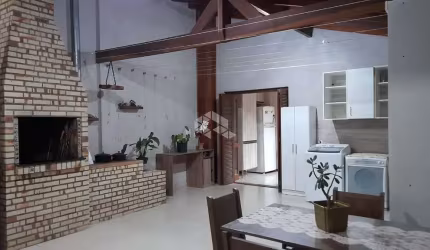 Casa com 2 dormitórios, 3 vagas, em terreno de 360m2, semimobiliado, Parque Amador, Esteio