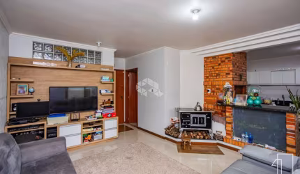 Casa sobrado, com 170,00 m², 3 dormitórios, 1 banheiros 1 suíte, 2 Vagas coberta e 1 descoberta, bairro São José em canoas, aceita financiamento, FGTS