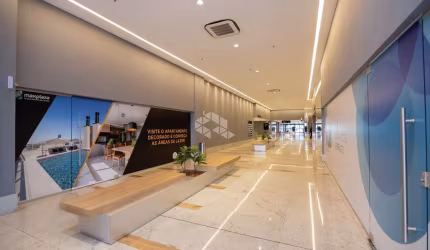 Sala de comercial mobiliada no condomínio Max Plaza em Canoas