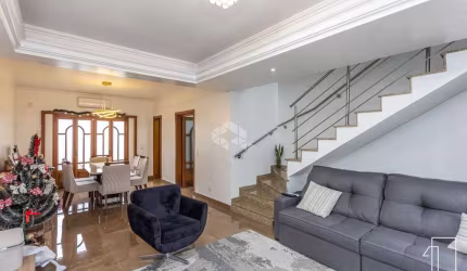 Sobrado de 3 dormitórios com 1 suite, aceita financiamento no Bairro Moinhos de vento/Canoas.