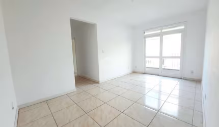 Apartamento de 2 dormitórios com sacada no bairro São João em Porto Alegre