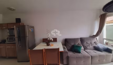 Casa térrea em Condomínio, 2 dormitórios, 1 vaga Bairro Niterói