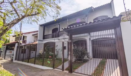 Sobrado com 5 dormitórios sendo 1 suíte master, aceita financiamento, no Bairro Marechal Rondon/Canoas.           Rondon