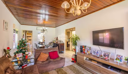 Casa térrea com 3 dormitórios, aceita financiamento, no bairro Niterói/Canoas.