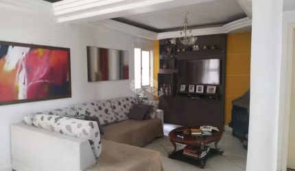 Casa/Sobrado com 3 Dormitórios sendo 2 suítes à venda, no bairro Igara, Canoas-Rs