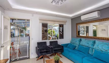 Sobrado de 3 dormitórios, sala de estar e jantar no Bairro Rio Branco/Canoas.
