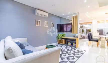 Casa Sobrado de 3 dormitórios com suíte, closet, sacada e Jacuzzi, à venda em Canoas!