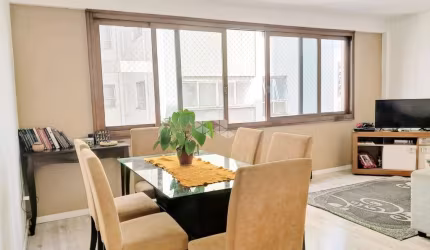Apartamento 03 amplos dorm, semimobiliado, sacada e vista panorâmica, Centro São Leopoldo, vaga coberta, elevador, piscina. Aceita financiamento /FGTS